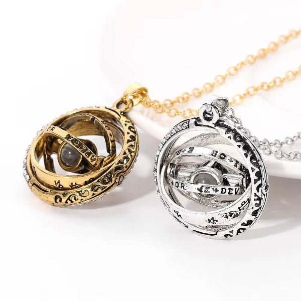 Collana Astronomica AGAPE - Un solo gioiello, cento modi per dire "Ti Amo"