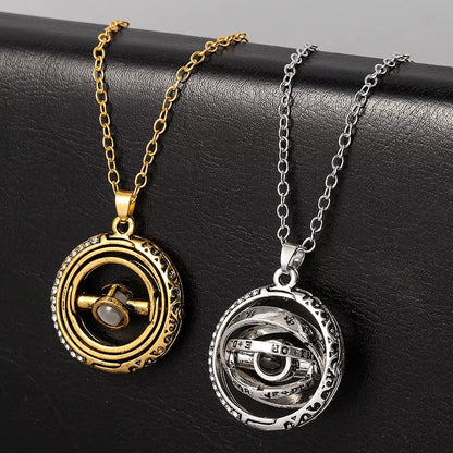 Collana Astronomica AGAPE - Un solo gioiello, cento modi per dire "Ti Amo"