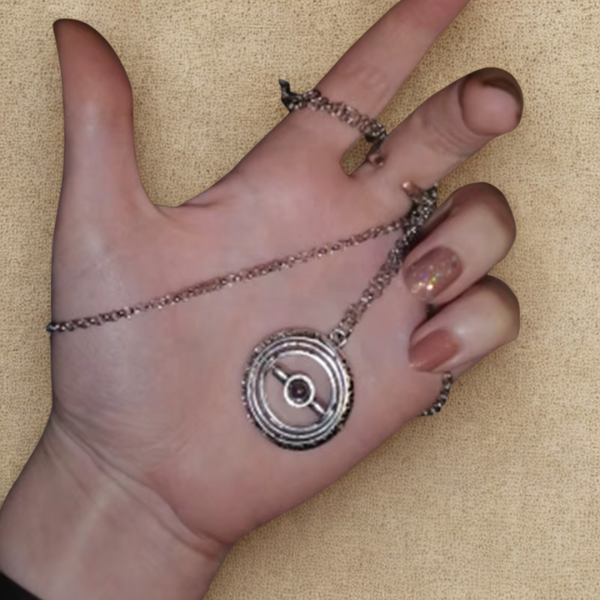 Collana Astronomica AGAPE - Un solo gioiello, cento modi per dire "Ti Amo"